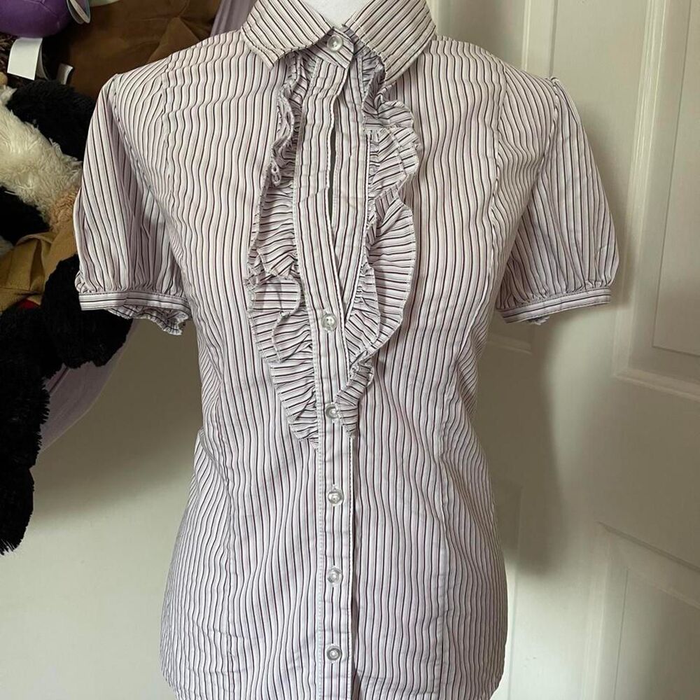 FASHION BUG PURPLE STRIPED RUFFLE BUTTON-UP BLOUSE - Picture 2 of 4